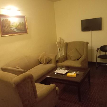 Hotel Shalimar Rawalpindi Exterior photo