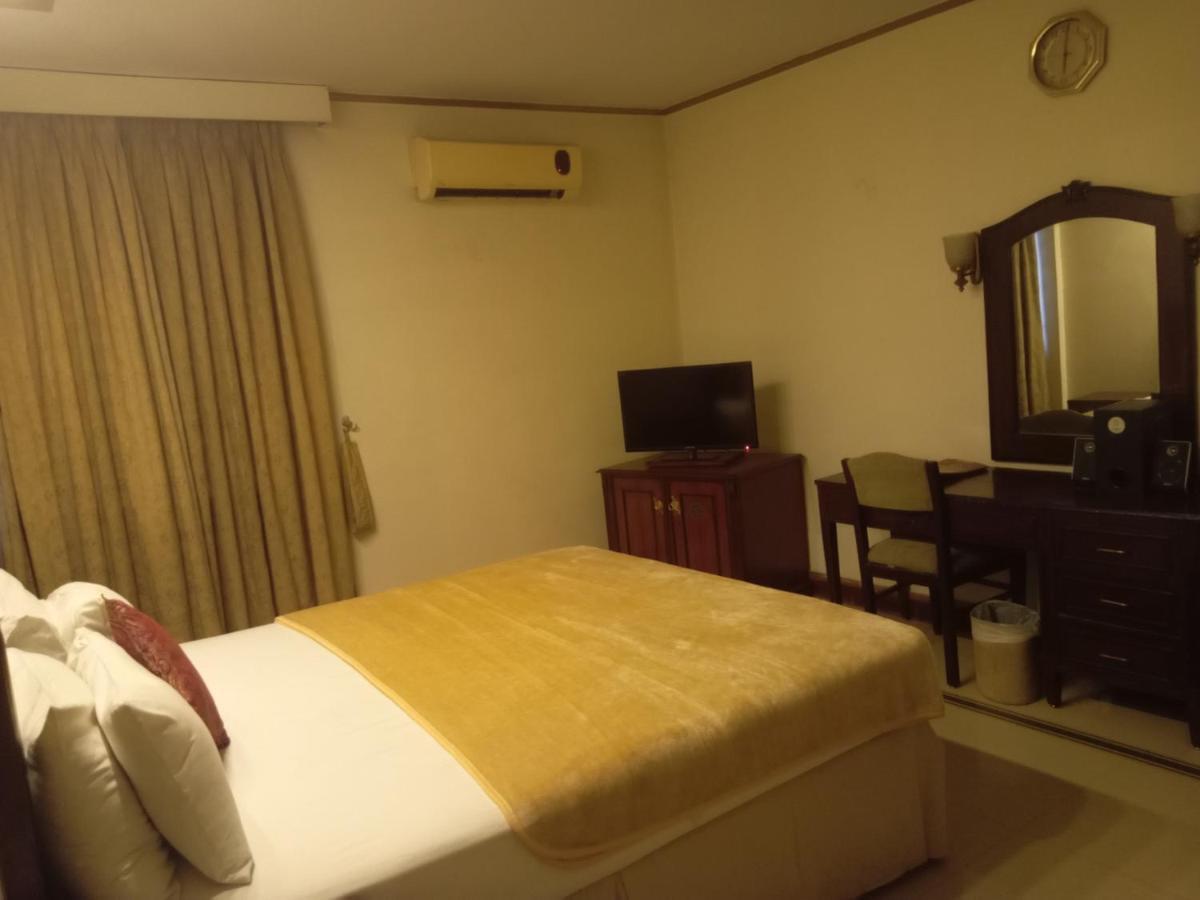 Hotel Shalimar Rawalpindi Exterior photo